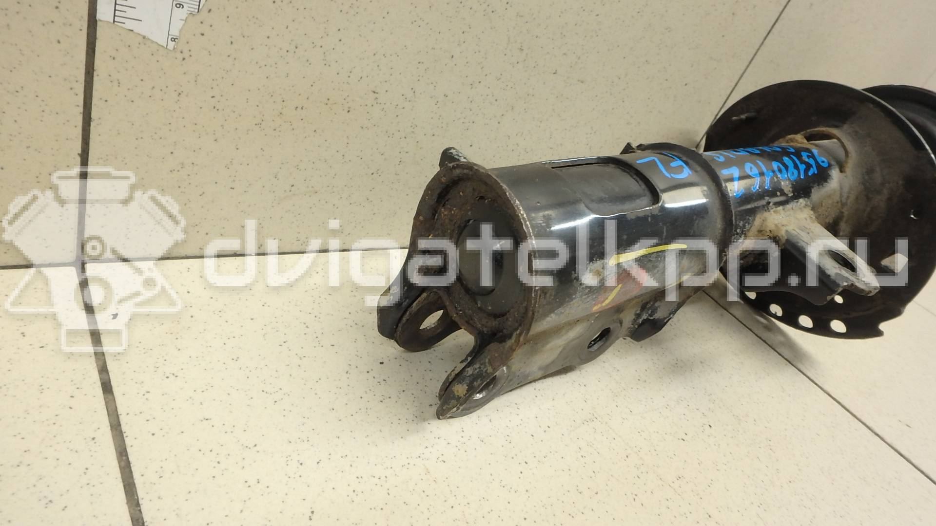Фото Амортизатор передний левый  546504L100 для Hyundai Accent {forloop.counter}}