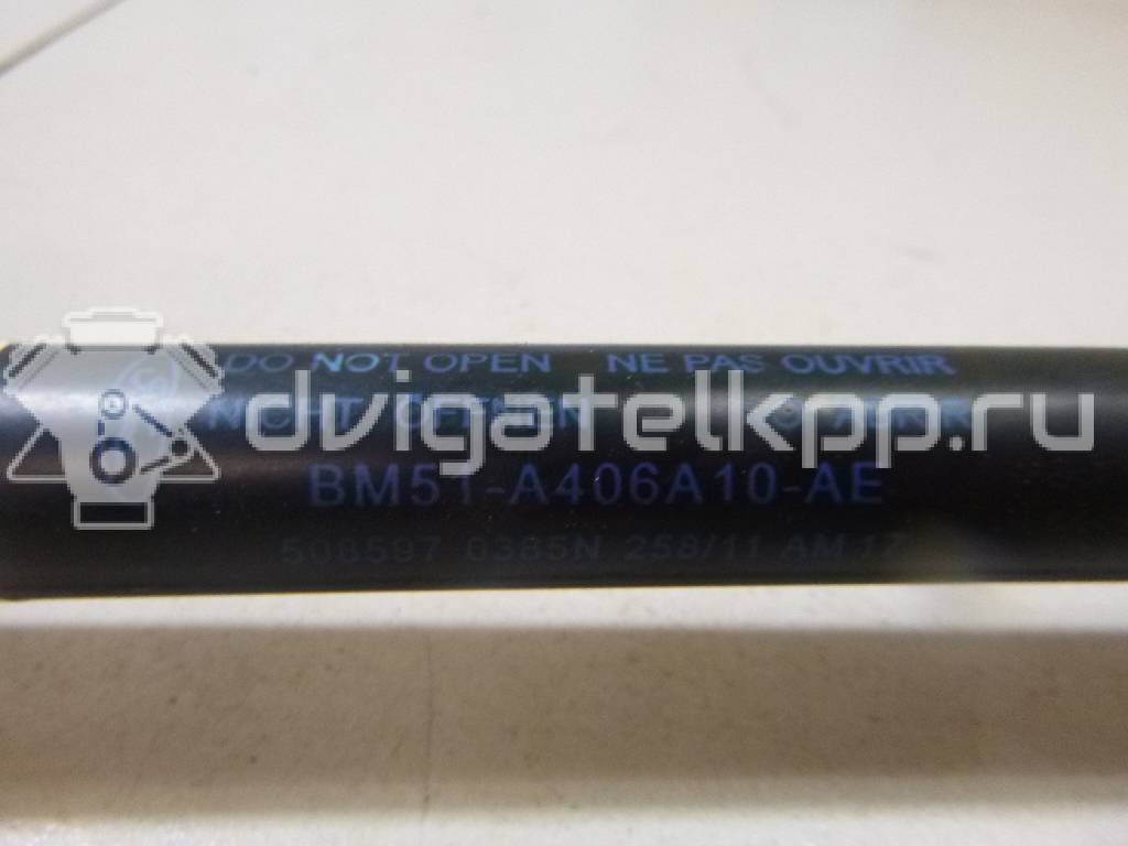 Фото Амортизатор двери багажника  bm51a406a10ae для Ford Focus {forloop.counter}}