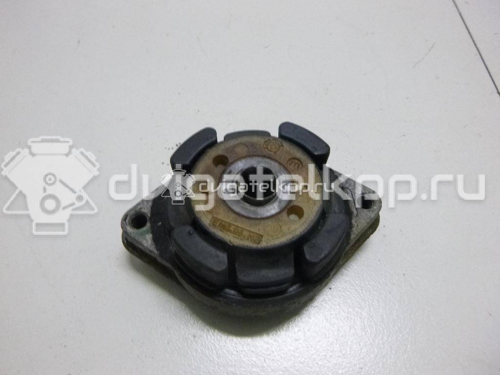 Фото Опора КПП  8D0399151R для Volkswagen Passat {forloop.counter}}