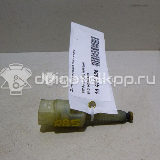 Фото Датчик включения стопсигнала  4A0945515A для Volkswagen Passat