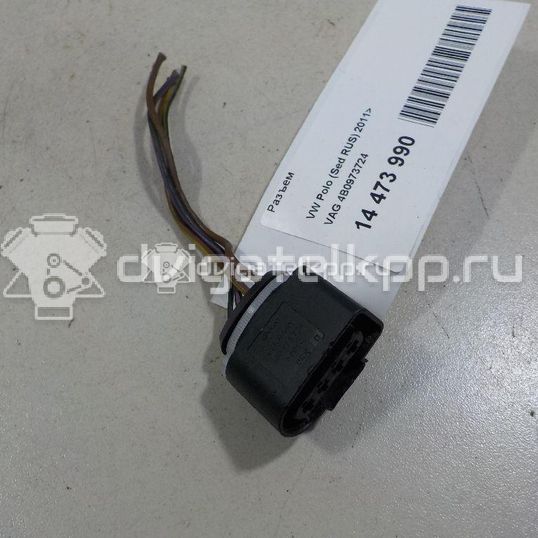 Фото Разъем  4B0973724 для vw Passat [B5]