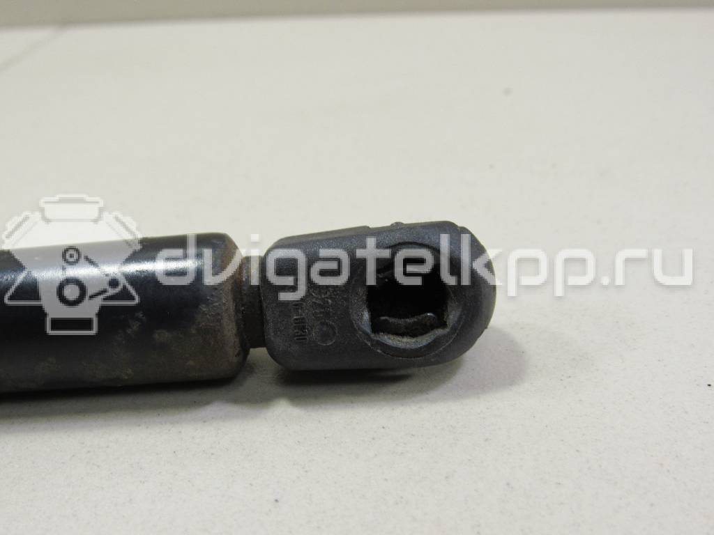 Фото Амортизатор двери багажника  mr991807 для Mitsubishi Lancer / Outlander {forloop.counter}}