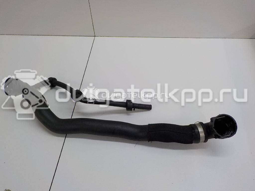 Фото Патрубок радиатора  3C0122101GF для vw Passat [B7] {forloop.counter}}