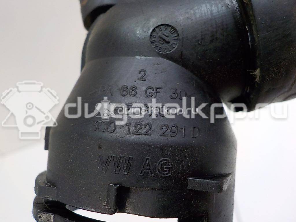 Фото Патрубок радиатора  3C0122101GF для vw Passat [B7] {forloop.counter}}