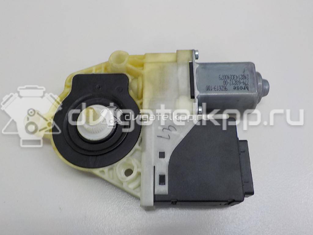 Фото Моторчик стеклоподъемника  3C0959703VW3 для vw Passat [B7] {forloop.counter}}