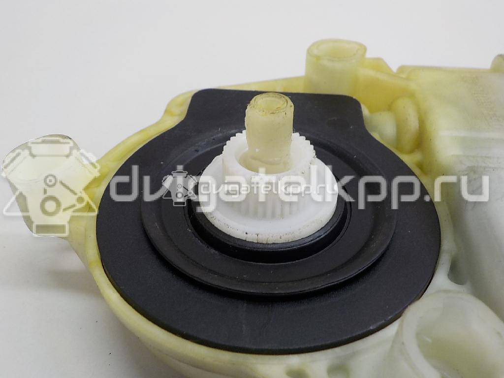 Фото Моторчик стеклоподъемника  3C0959703VW3 для vw Passat [B7] {forloop.counter}}