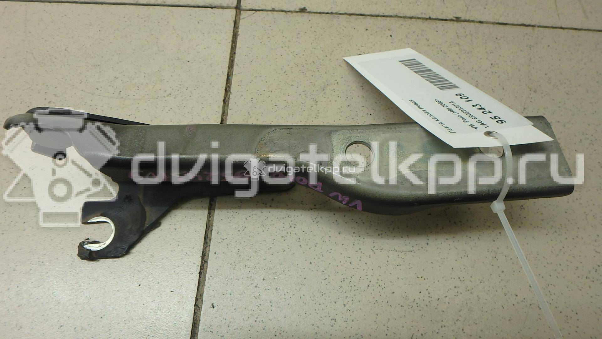 Фото Петля капота левая  6R0823301A для Volkswagen Polo {forloop.counter}}