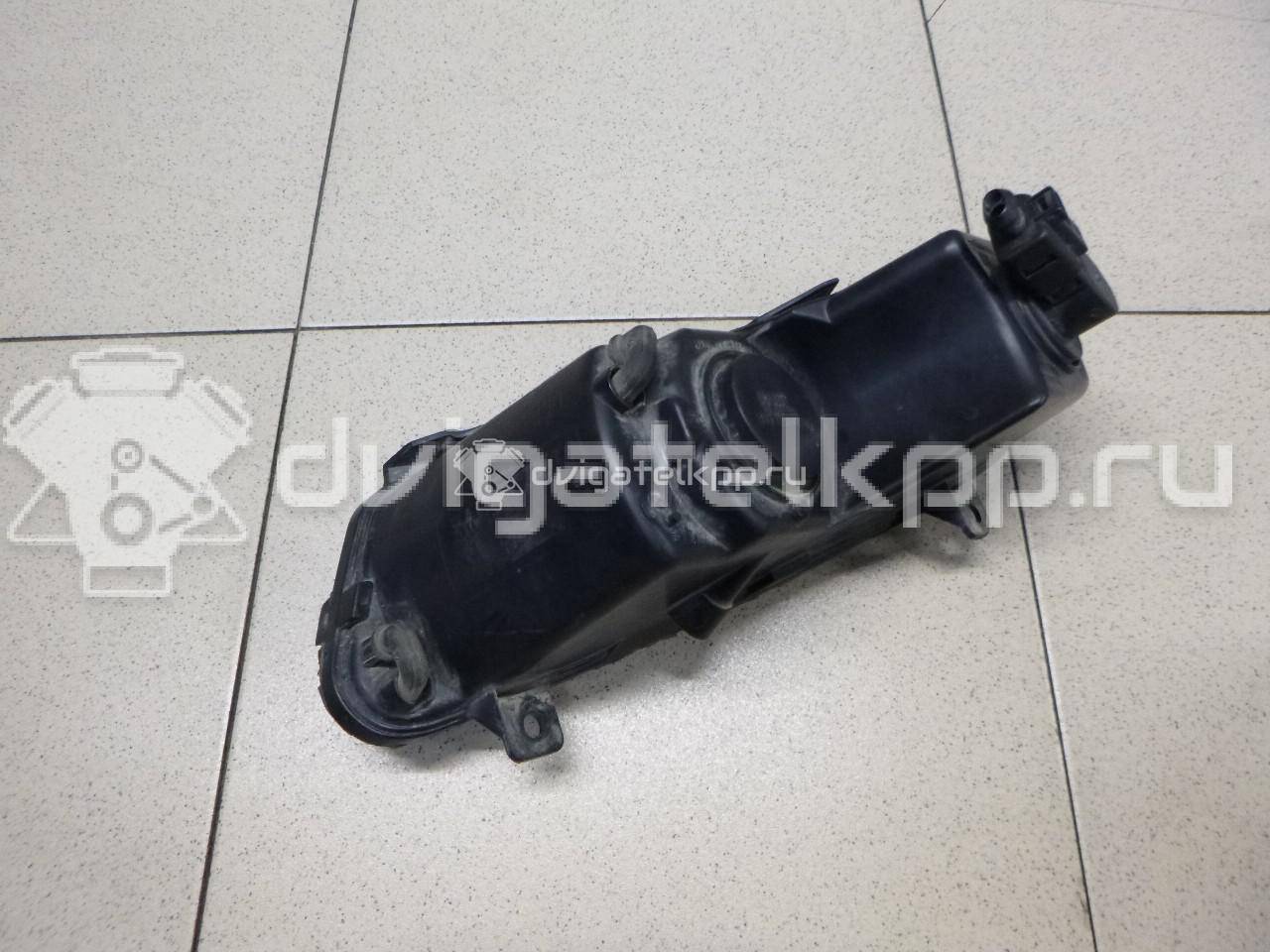 Фото Фара противотуманная правая  6R0941062D для Volkswagen Polo / Jetta {forloop.counter}}