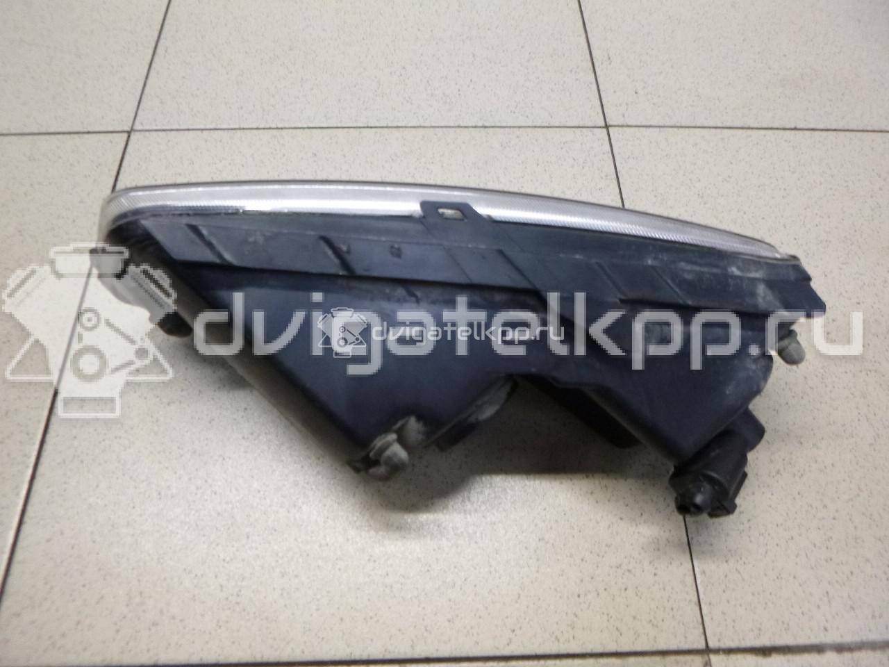 Фото Фара противотуманная правая  6R0941062D для Volkswagen Polo / Jetta {forloop.counter}}