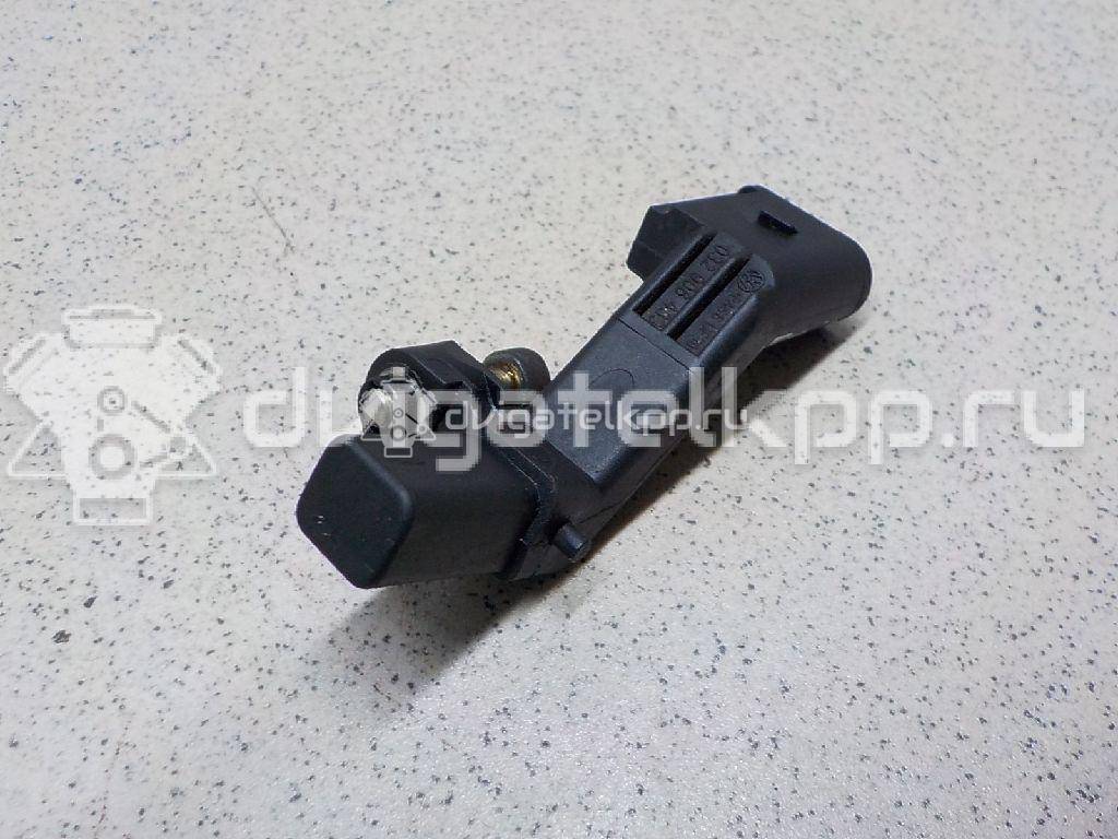 Фото Датчик положения коленвала  032906433 для Volkswagen Scirocco / Tiguan / Touran / Amarok S1B / New Beetle {forloop.counter}}