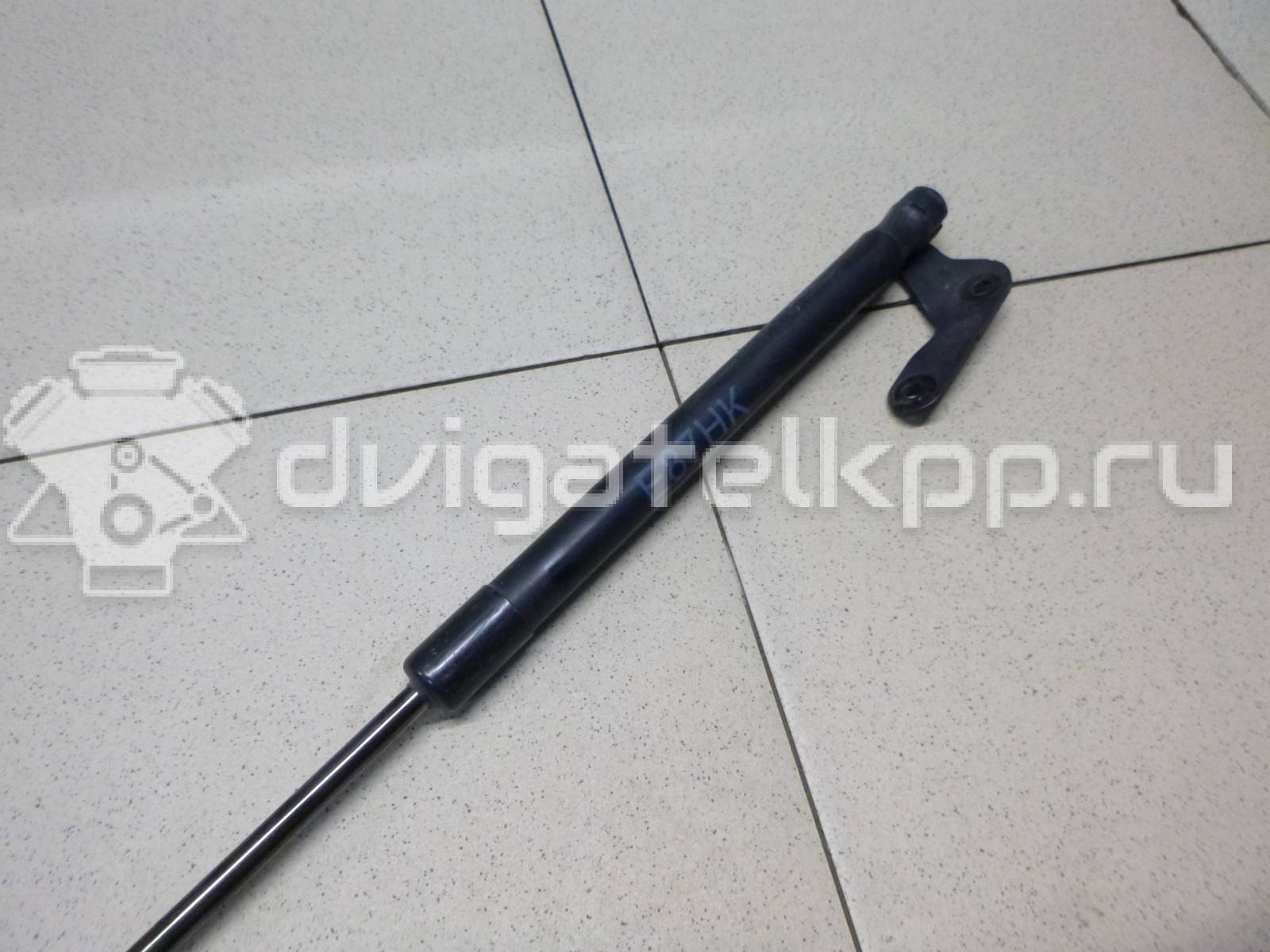 Фото Амортизатор двери багажника  51247060622 для Bmw 1 {forloop.counter}}