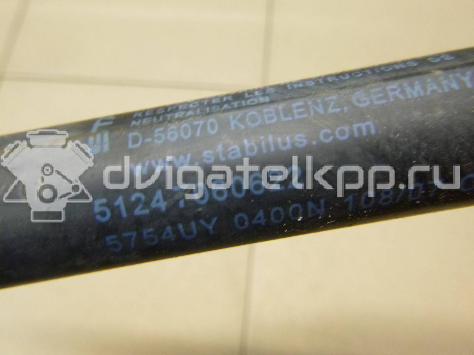 Фото Амортизатор двери багажника  51247060622 для Bmw 1 {forloop.counter}}