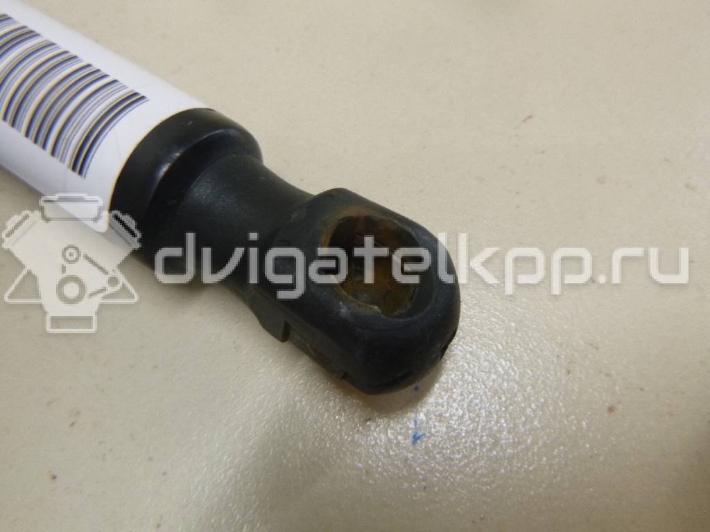 Фото Амортизатор двери багажника  8R0827552A для Audi Q5 {forloop.counter}}