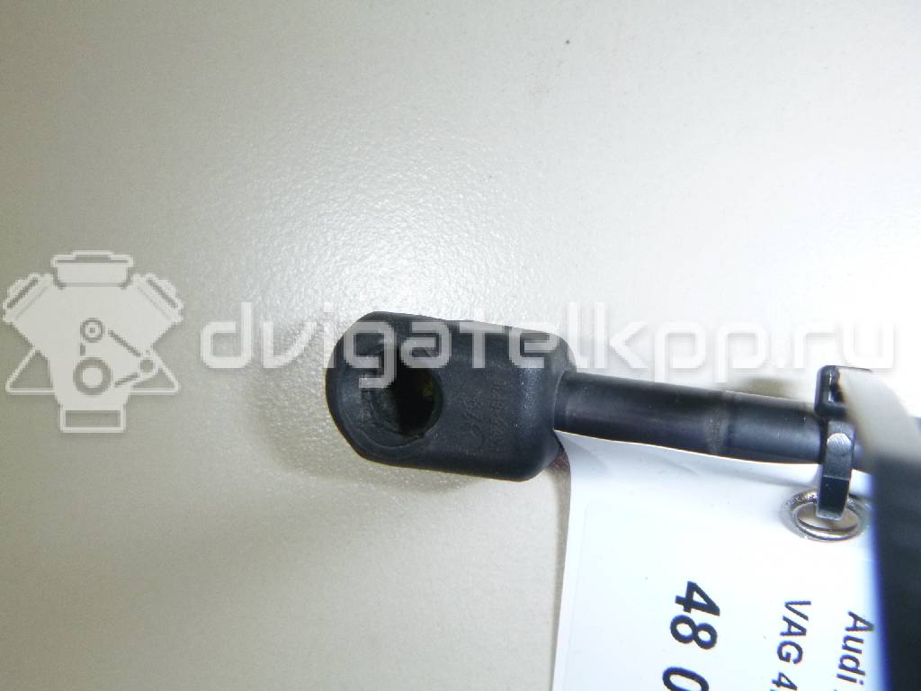 Фото Амортизатор двери багажника  4F9827552B для Audi A6 {forloop.counter}}