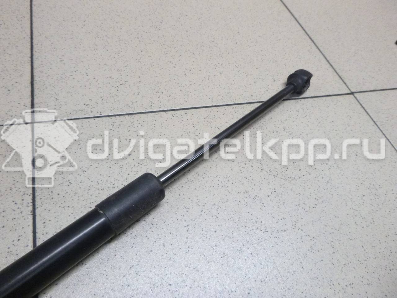 Фото Амортизатор двери багажника  8t8827552 для Audi A5 {forloop.counter}}