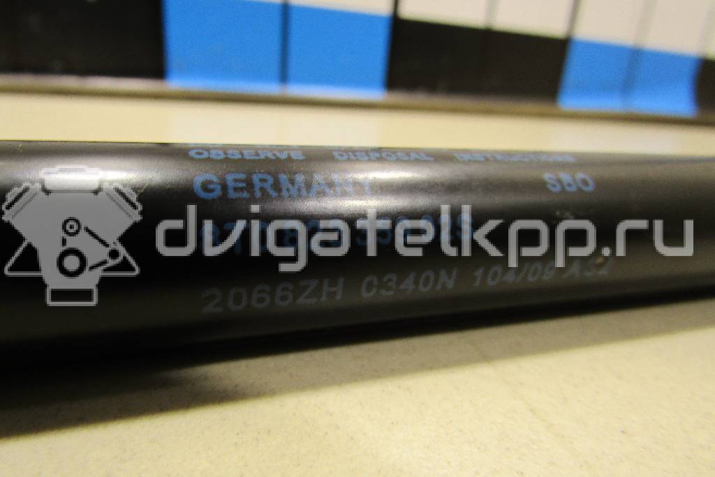 Фото Амортизатор капота  8T0823359 для Audi A5 / A4 {forloop.counter}}