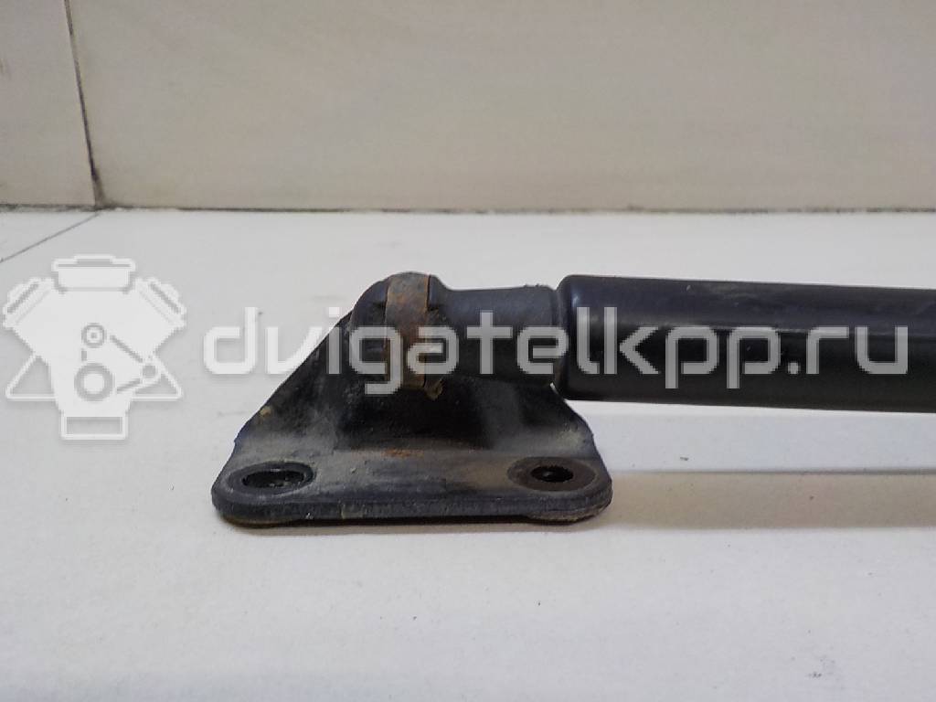 Фото Амортизатор двери багажника  689500d020 для Toyota Yaris / Corolla {forloop.counter}}