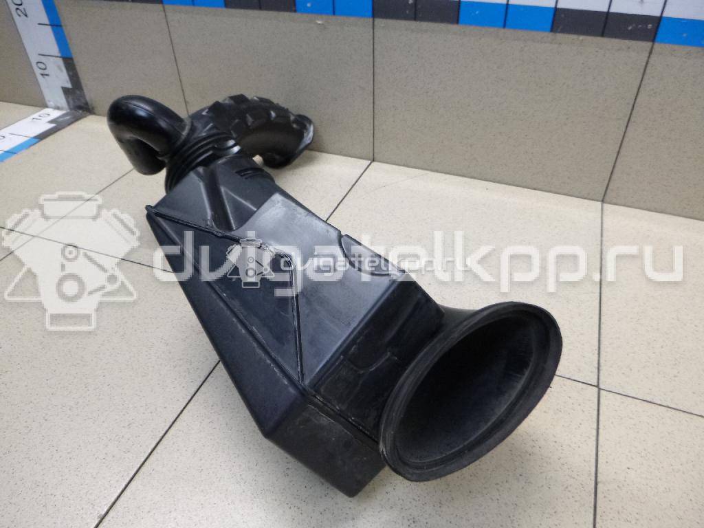 Фото Патрубок воздушного фильтра  165556262R для Mahindra / Renault {forloop.counter}}