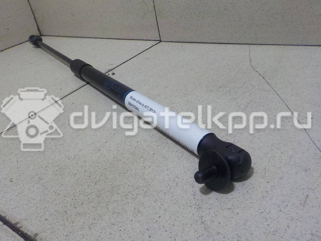 Фото Амортизатор двери багажника  5E5827550L для Skoda Octavia {forloop.counter}}