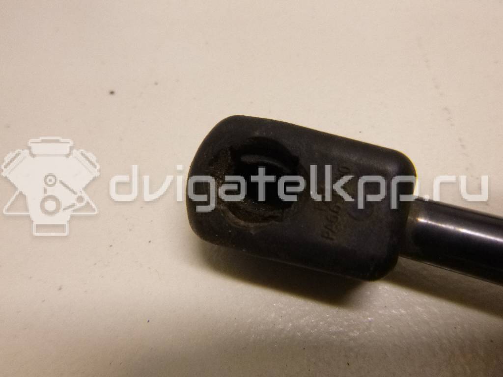 Фото Амортизатор двери багажника  5E5827550L для Skoda Octavia {forloop.counter}}