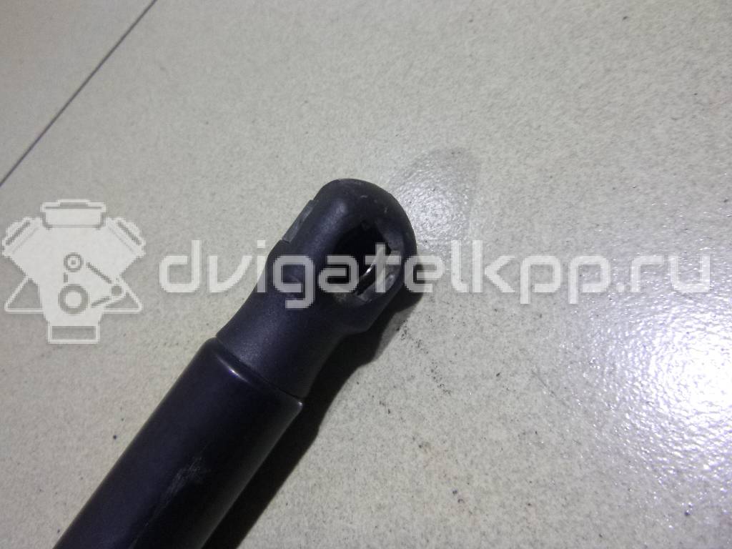 Фото Амортизатор двери багажника  8200735264 для Renault Sandero Stepway / Logan {forloop.counter}}