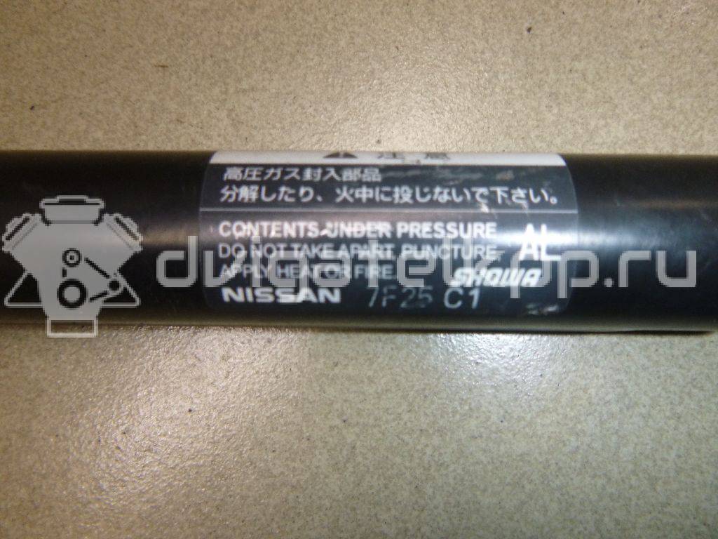 Фото Амортизатор двери багажника  90451EL00A для Nissan Tiida {forloop.counter}}