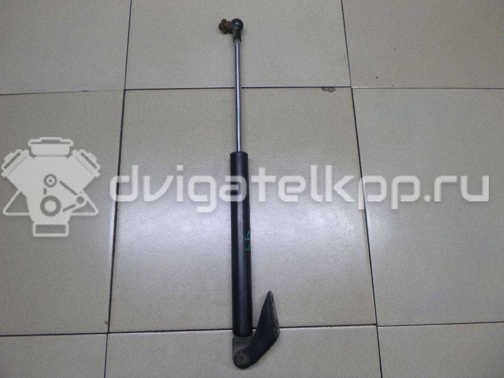 Фото Амортизатор двери багажника  90451EL00A для Nissan Tiida {forloop.counter}}