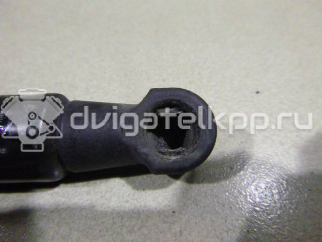 Фото Амортизатор капота  BKK780010 для Land Rover Range Rover / Discovery {forloop.counter}}