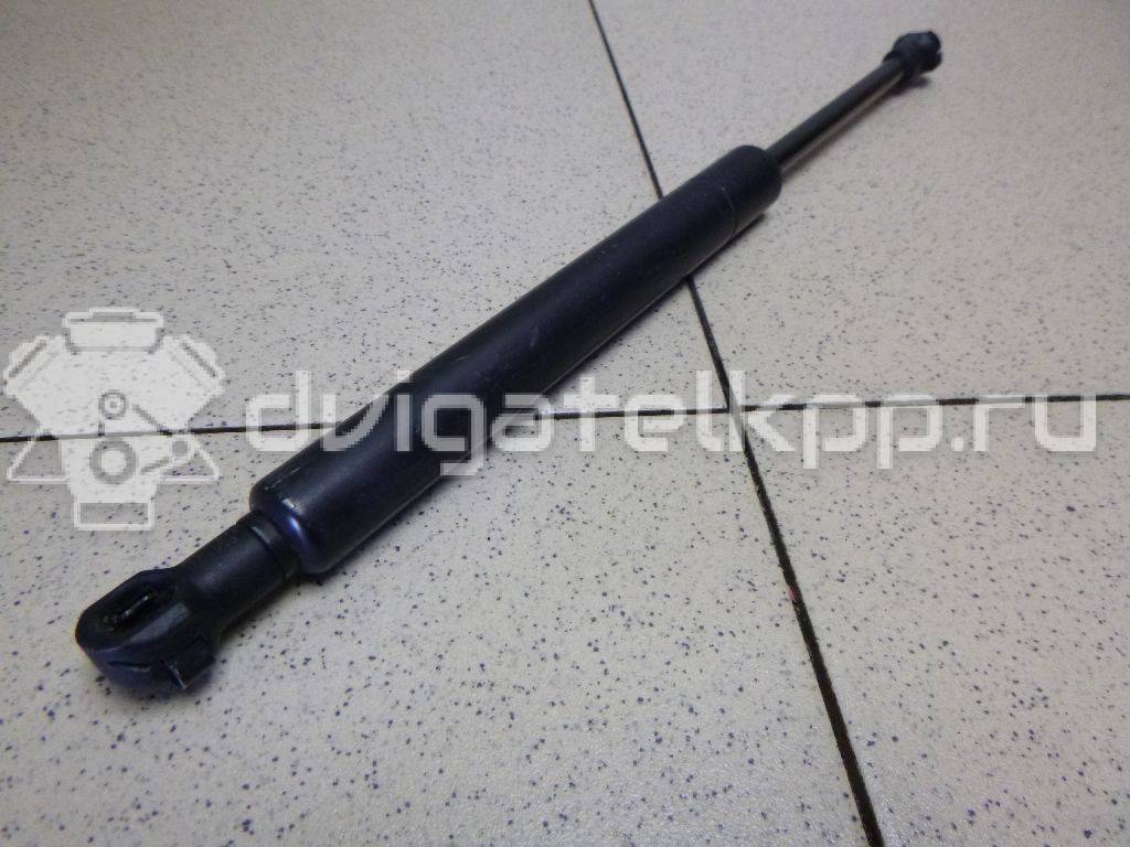 Фото Амортизатор капота  BKK760010 для Land Rover Range Rover {forloop.counter}}