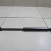 Фото Амортизатор капота  LR025400 для Land Rover Freelander / Range Rover {forloop.counter}}