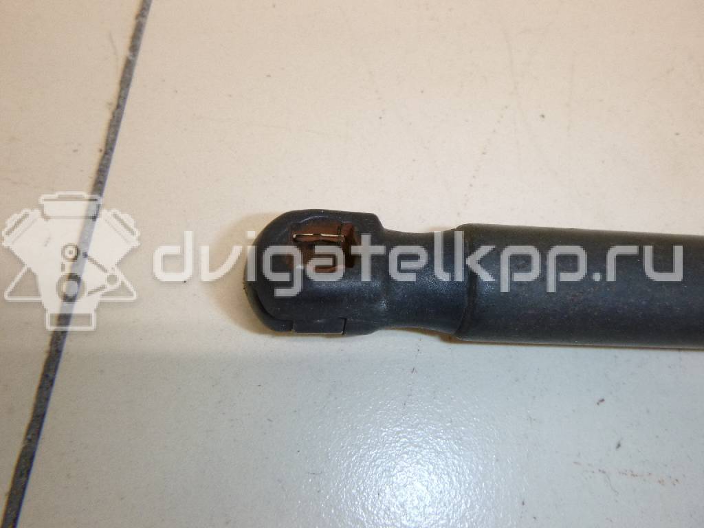 Фото Амортизатор двери багажника  LR002104 для Land Rover Freelander {forloop.counter}}