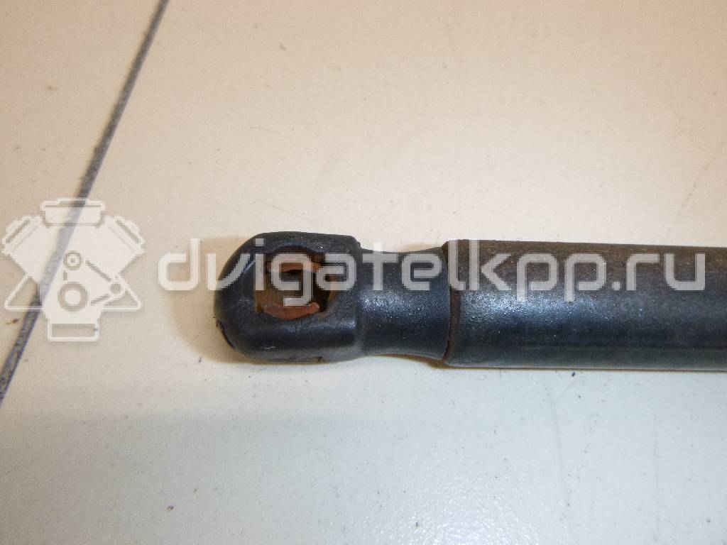 Фото Амортизатор двери багажника  LR002104 для Land Rover Freelander {forloop.counter}}