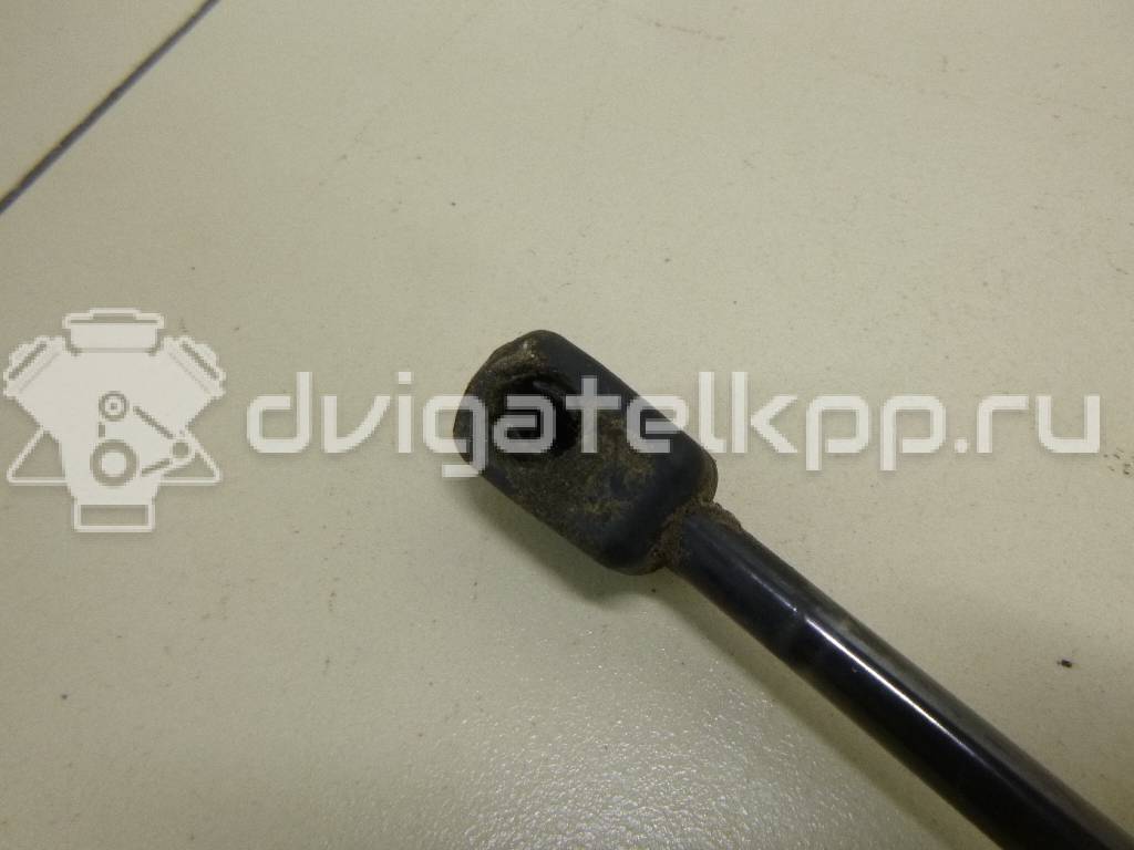 Фото Амортизатор двери багажника  LR002104 для Land Rover Freelander {forloop.counter}}