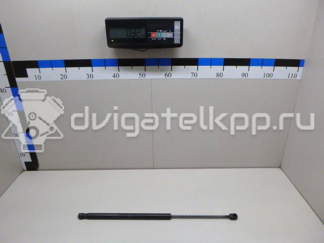 Фото Амортизатор двери багажника  LR002104 для Land Rover Freelander {forloop.counter}}