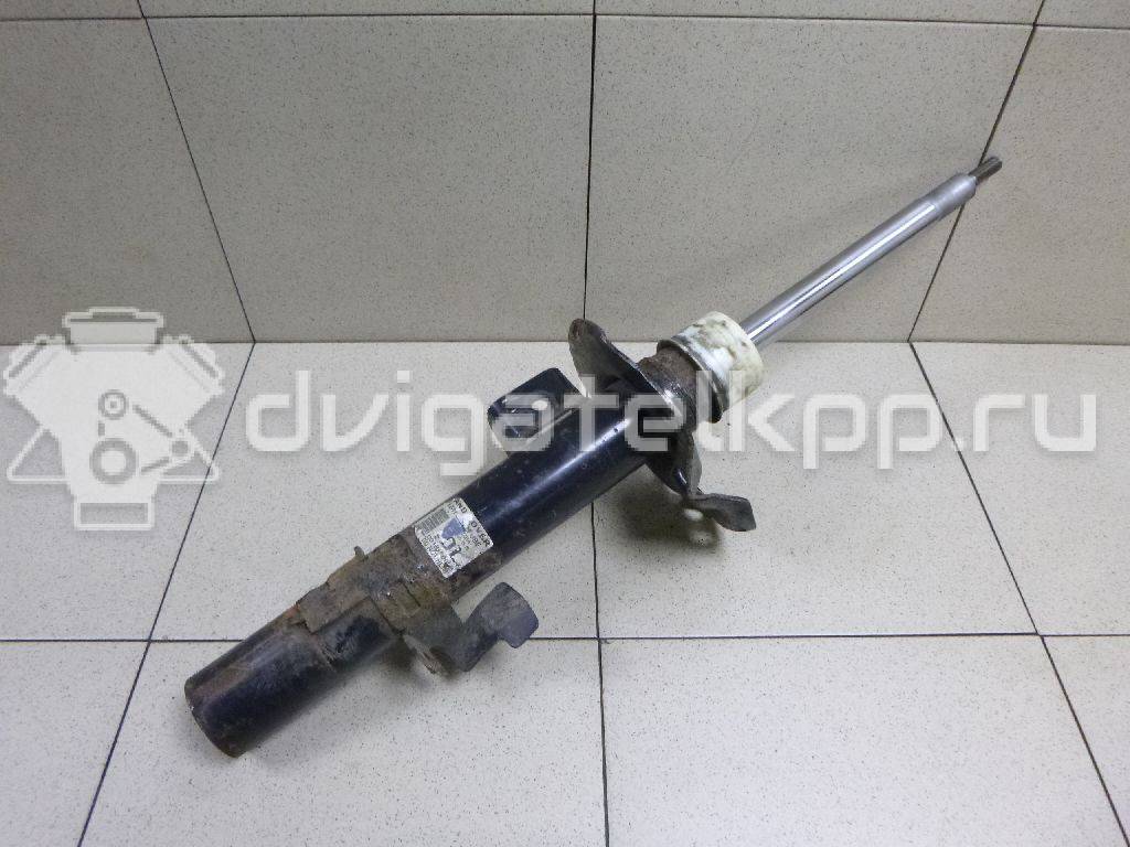 Фото Амортизатор передний левый  LR001141 для Land Rover Freelander {forloop.counter}}