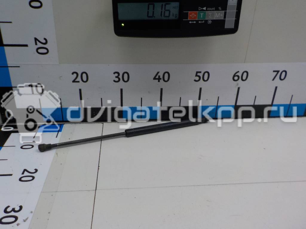Фото Амортизатор капота  LR009106 для Land Rover Range Rover / Discovery {forloop.counter}}