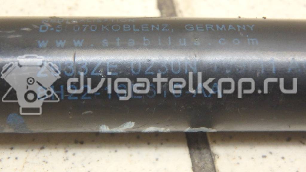 Фото Амортизатор капота  LR009106 для Land Rover Range Rover / Discovery {forloop.counter}}