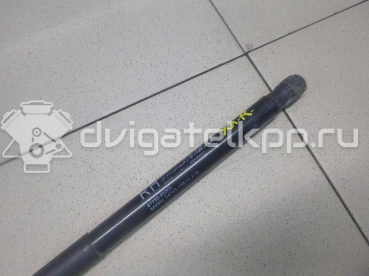 Фото Амортизатор двери багажника  81780A2000 для Kia Ceed {forloop.counter}}