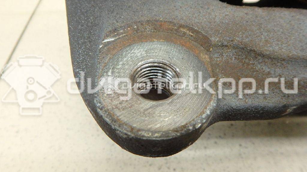 Фото Суппорт тормозной передний правый  4773048120 для Toyota Harrier {forloop.counter}}