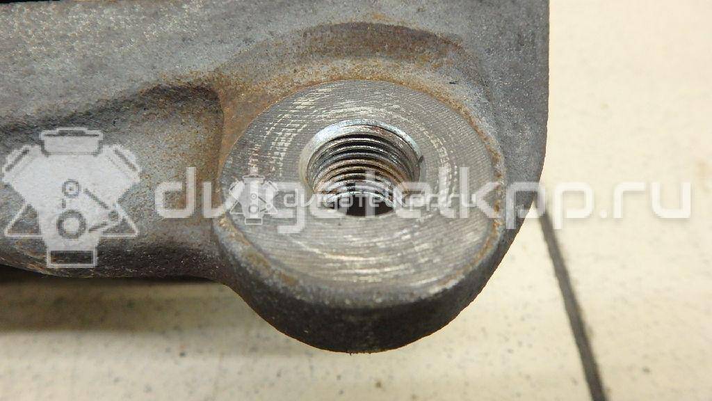 Фото Суппорт тормозной передний правый  4773048120 для Toyota Harrier {forloop.counter}}