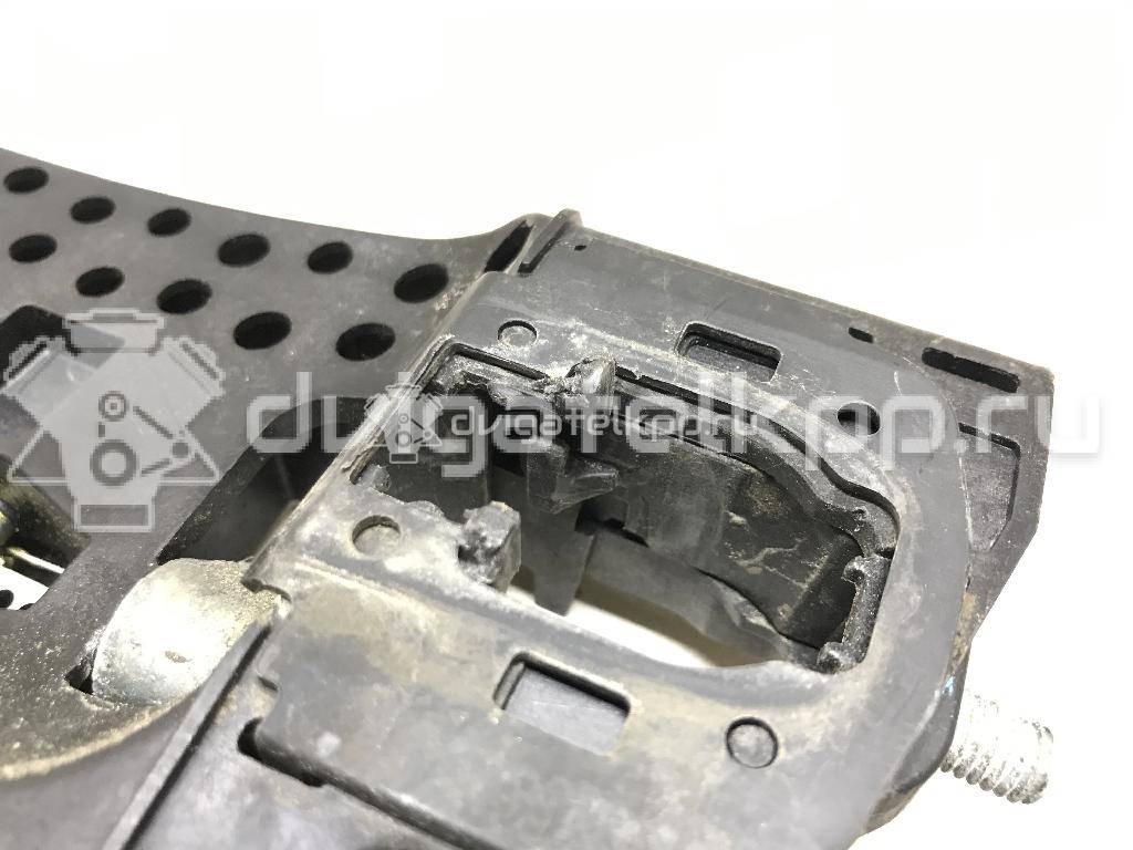 Фото Кронштейн ручки  8T0837885B для audi A1 {forloop.counter}}