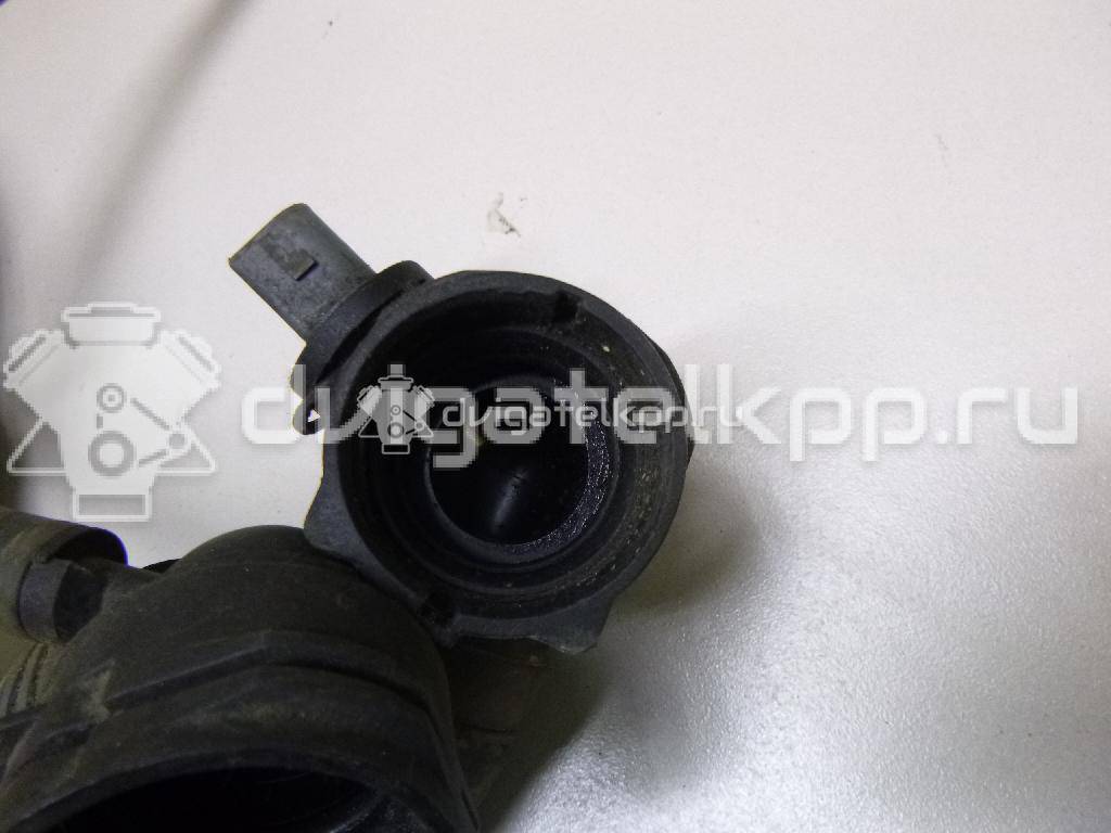 Фото Патрубок радиатора  5Q0121049AD для audi A3 [8V] {forloop.counter}}