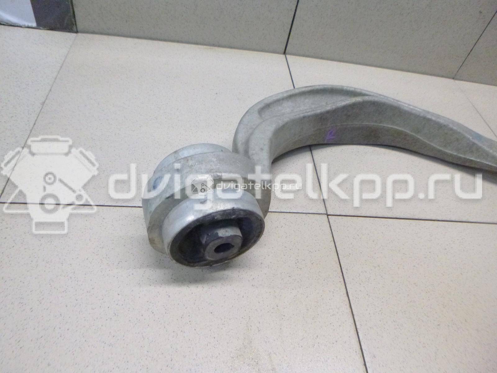 Фото Рычаг передний нижний правый задний  8K0407693R для Audi A5 / A4 / Q5 {forloop.counter}}