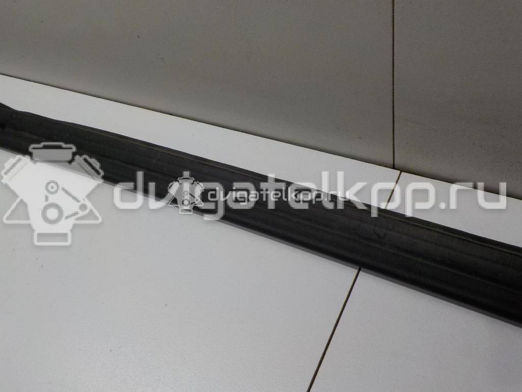 Фото Уплотнитель (внутри)  8T0823723A для audi A4 [B8] {forloop.counter}}