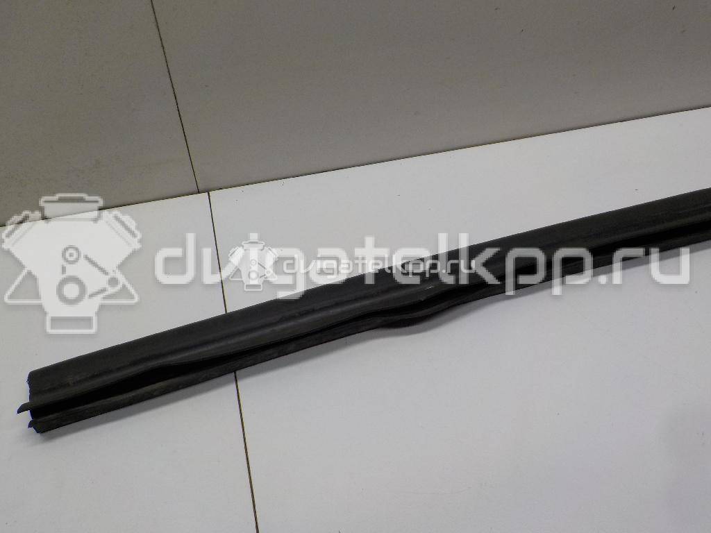 Фото Уплотнитель (внутри)  8T0823723A для audi A4 [B8] {forloop.counter}}