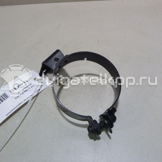 Фото Кронштейн бачка гидроусилителя  8K0422162P для audi A4 [B8]