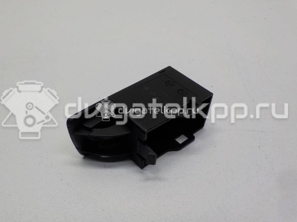 Фото Ящик передней консоли  8k1858323 для audi A4 [B8] {forloop.counter}}