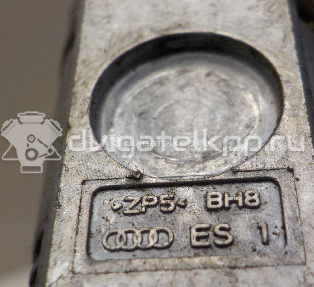 Фото Вставка замка двери  107837167bf для audi A4 [B8] {forloop.counter}}