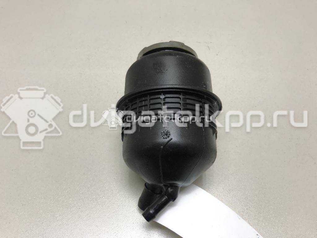 Фото Бачок гидроусилителя  4F0422371D для audi A4 [B8] {forloop.counter}}