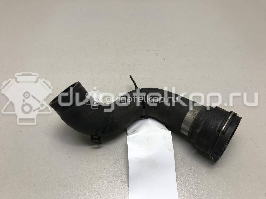 Фото Патрубок радиатора  8k0121051c для audi A4 [B8] {forloop.counter}}